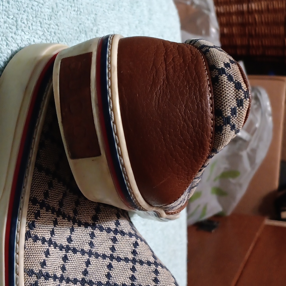 Nens Gucci slip ons